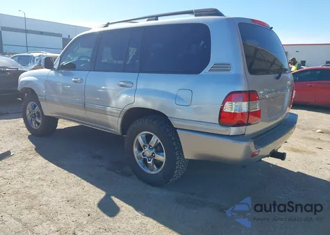 2006 Toyota Land Cruiser V8 z USA, uszkodzony, nr VIN JTEHT05J162097410